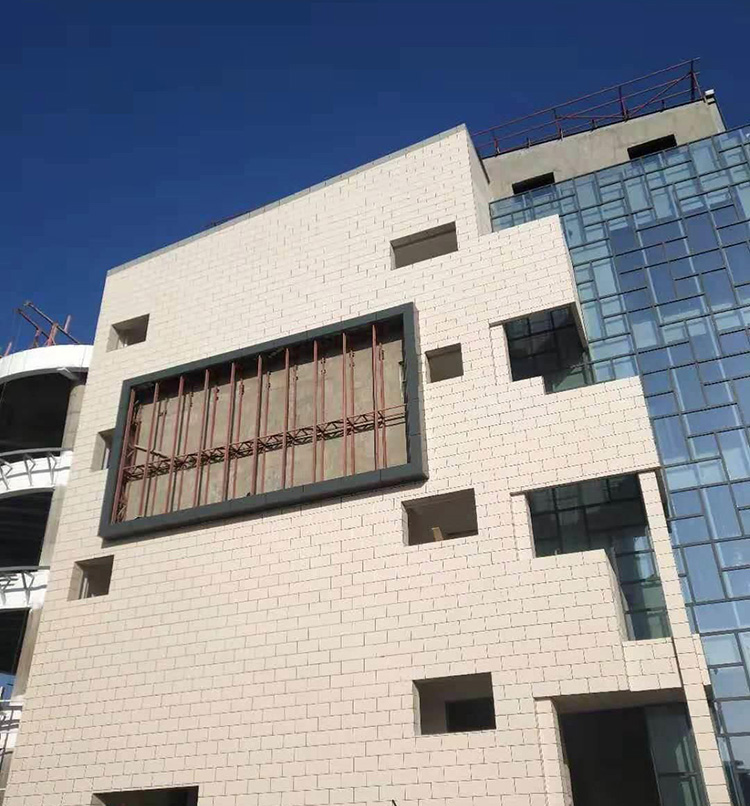 軟瓷廠家說軟瓷在外墻翻新中的優(yōu)勢(shì)